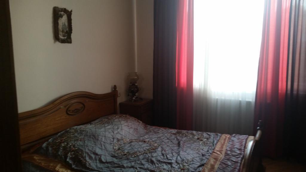 Hotel Mmg Tbilisi Esterno foto