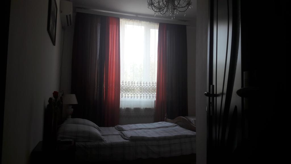 Hotel Mmg Tbilisi Esterno foto