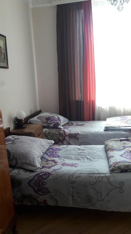 Hotel Mmg Tbilisi Esterno foto